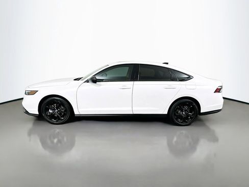 Certified 2025 Honda Accord SE image 8