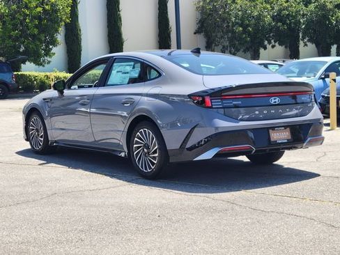 New 2026 Hyundai Sonata SEL FWD image 3