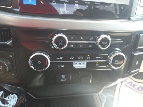 Used 2024 Ford F150 XLT AWD/4WD image 42