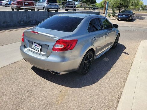 Used 2013 Suzuki Kizashi Sport GTS AWD/4WD image 7