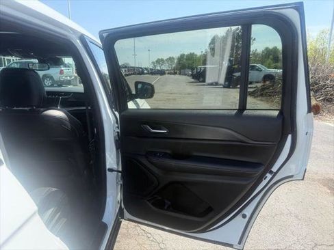 Certified 2024 Jeep Grand Cherokee L Altitude AWD/4WD image 53