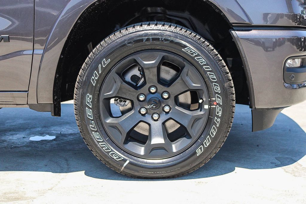 New 2026 RAM 1500 Big Horn w/ Night Edition AWD/4WD image 11