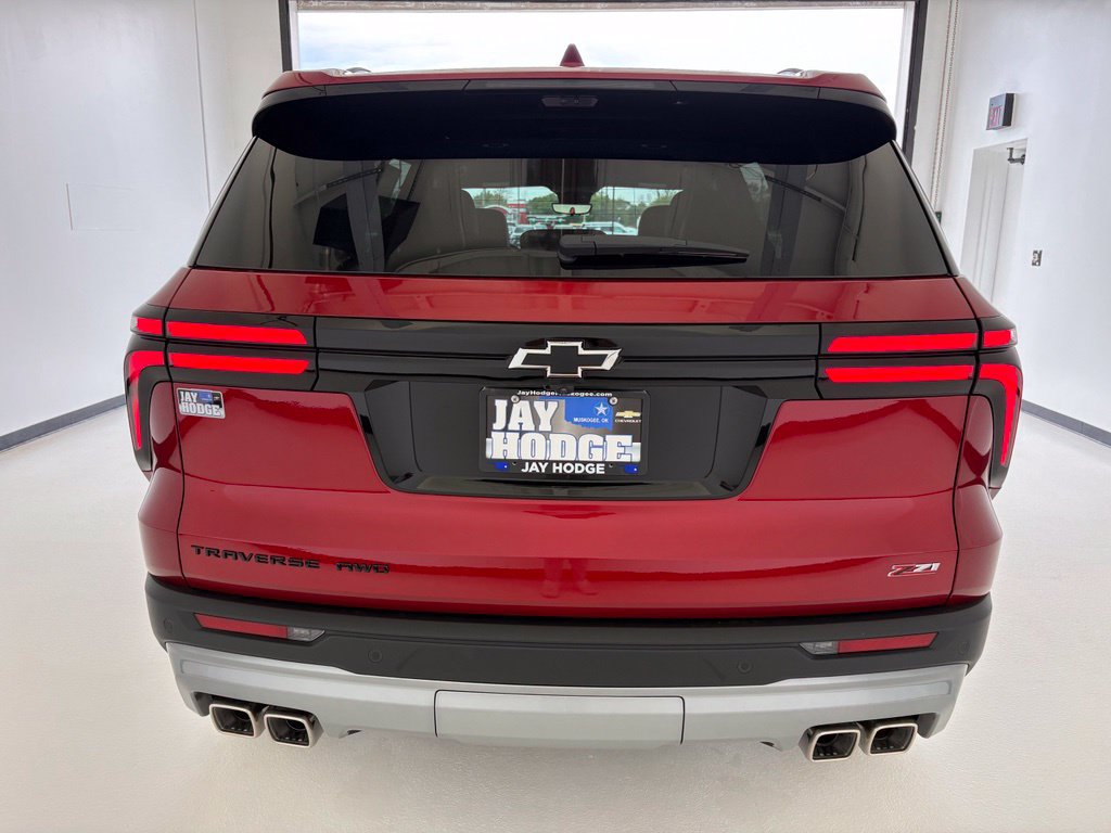 New 2027 Chevrolet Traverse Z71 w/ Enhanced Driving Package AWD/4WD image 22
