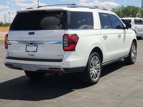 Used 2023 Ford Expedition Max Limited AWD/4WD image 4