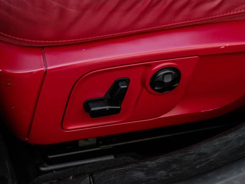 Used 2014 Maserati Ghibli image 32