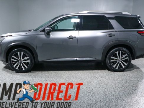 Used 2023 Nissan Pathfinder Platinum FWD image 10