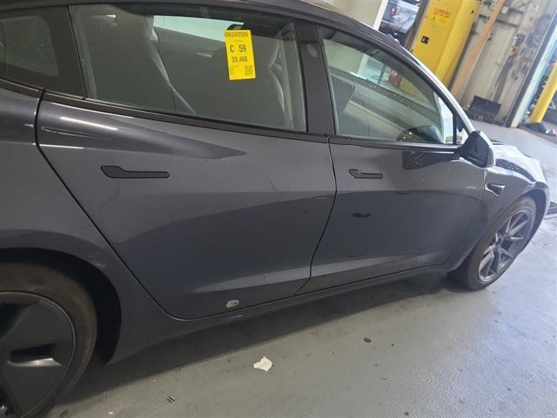 Used 2023 Tesla Model 3 Standard Range RWD image 8