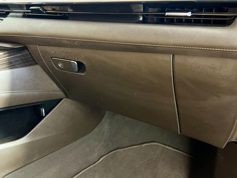 Used 2023 Cadillac Escalade ESV Sport w/ Touring Package RWD image 35