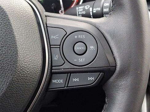 Used 2024 Toyota RAV4 XLE image 22