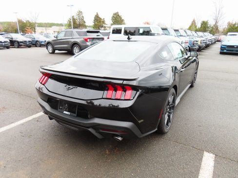 New 2026 Ford Mustang Coupe image 4