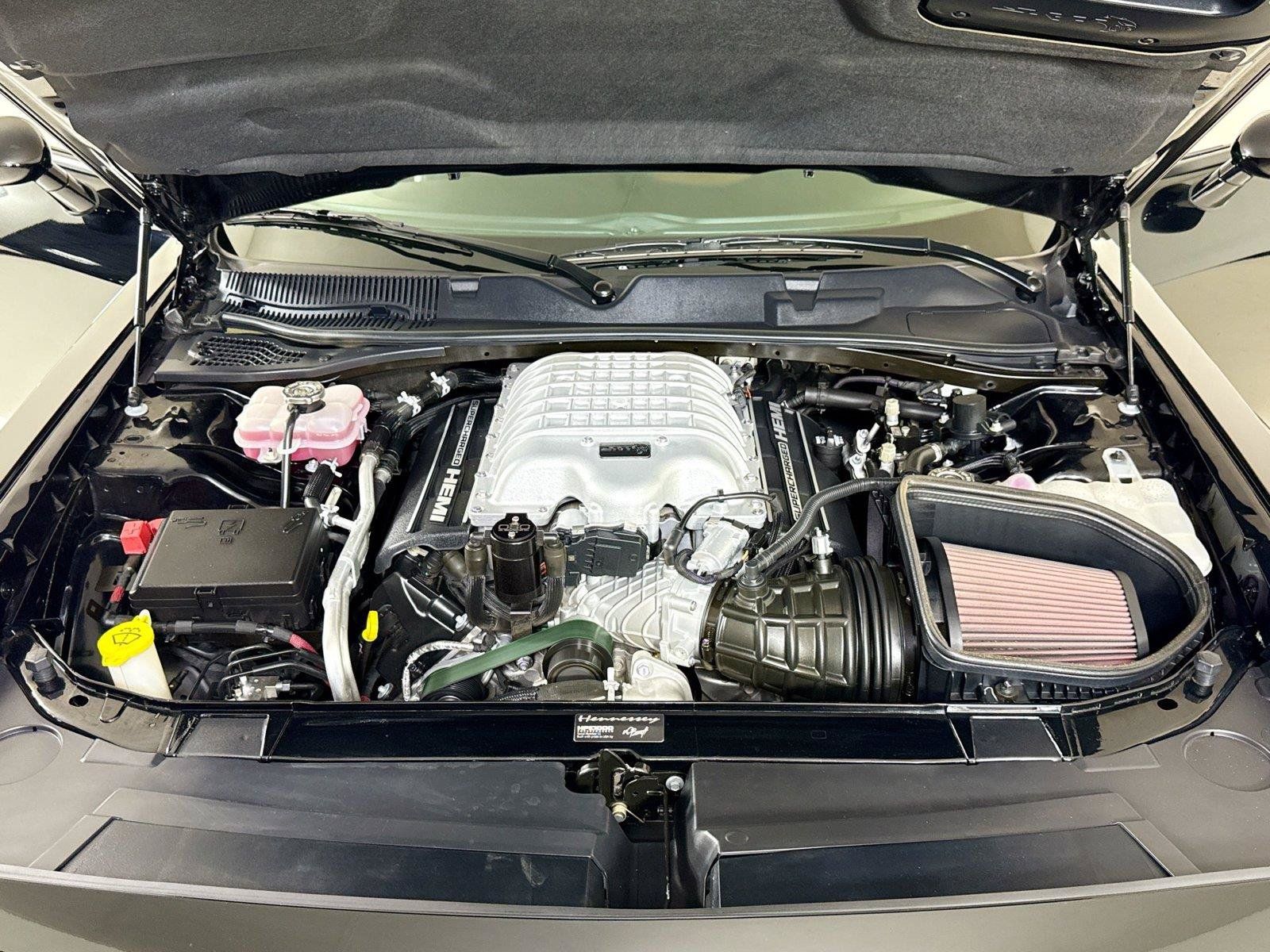 Used 2022 Dodge Challenger SRT Hellcat RWD image 34