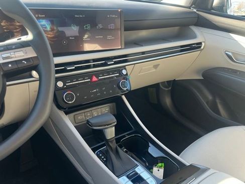 New 2025 Hyundai Tucson SEL image 24