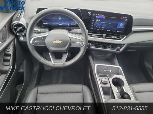 Used 2026 Chevrolet Equinox LT w/ Convenience Package II FWD image 13