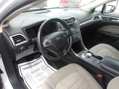 Used 2019 Ford Fusion S FWD image 9