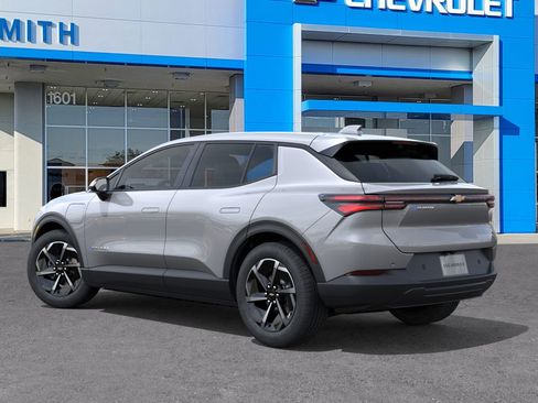 New 2026 Chevrolet Equinox EV LT image 27