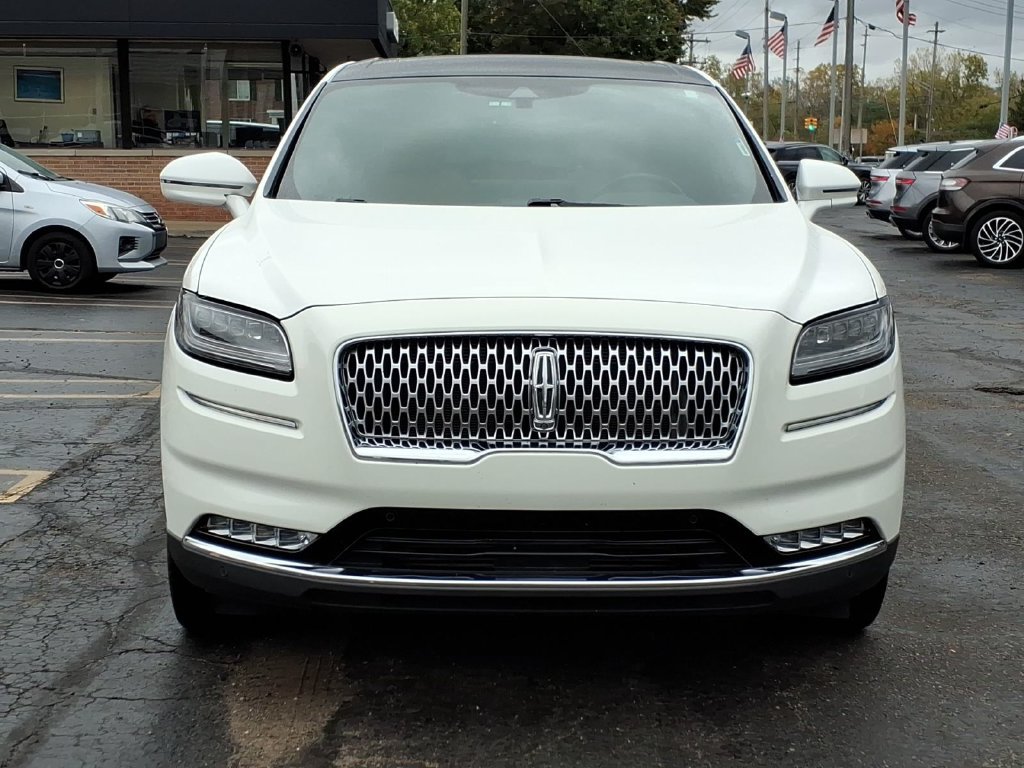 Used 2022 Lincoln Nautilus Black Label AWD/4WD image 2