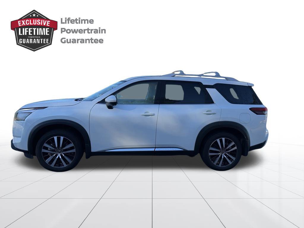 Certified 2025 Nissan Pathfinder Platinum w/ Cargo Package FWD image 2