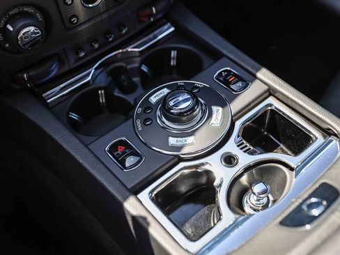 Used 2012 Rolls-Royce Ghost image 26