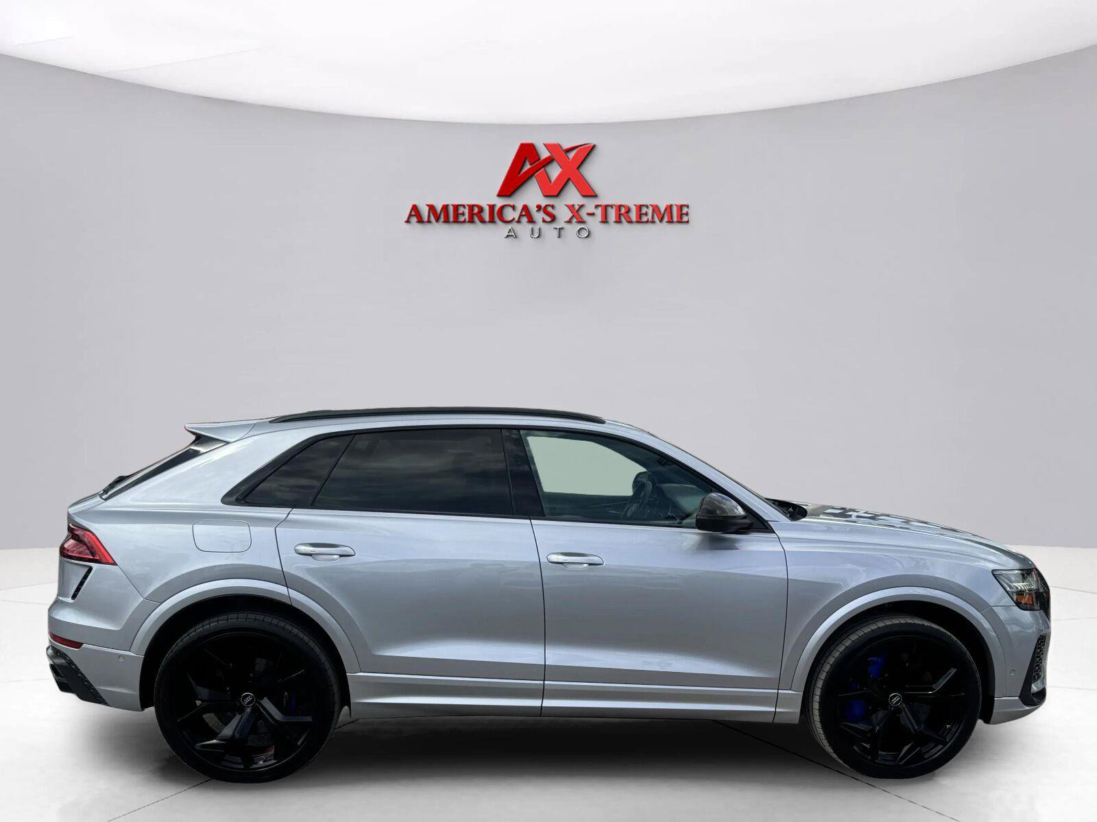 Used 2021 Audi RS Q8 w/ Carbon Optic Package AWD/4WD image 7