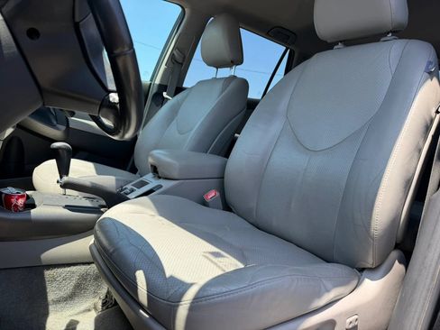 Used 2011 Toyota RAV4 Limited w/ Limited Extra Value Pkg FWD image 10
