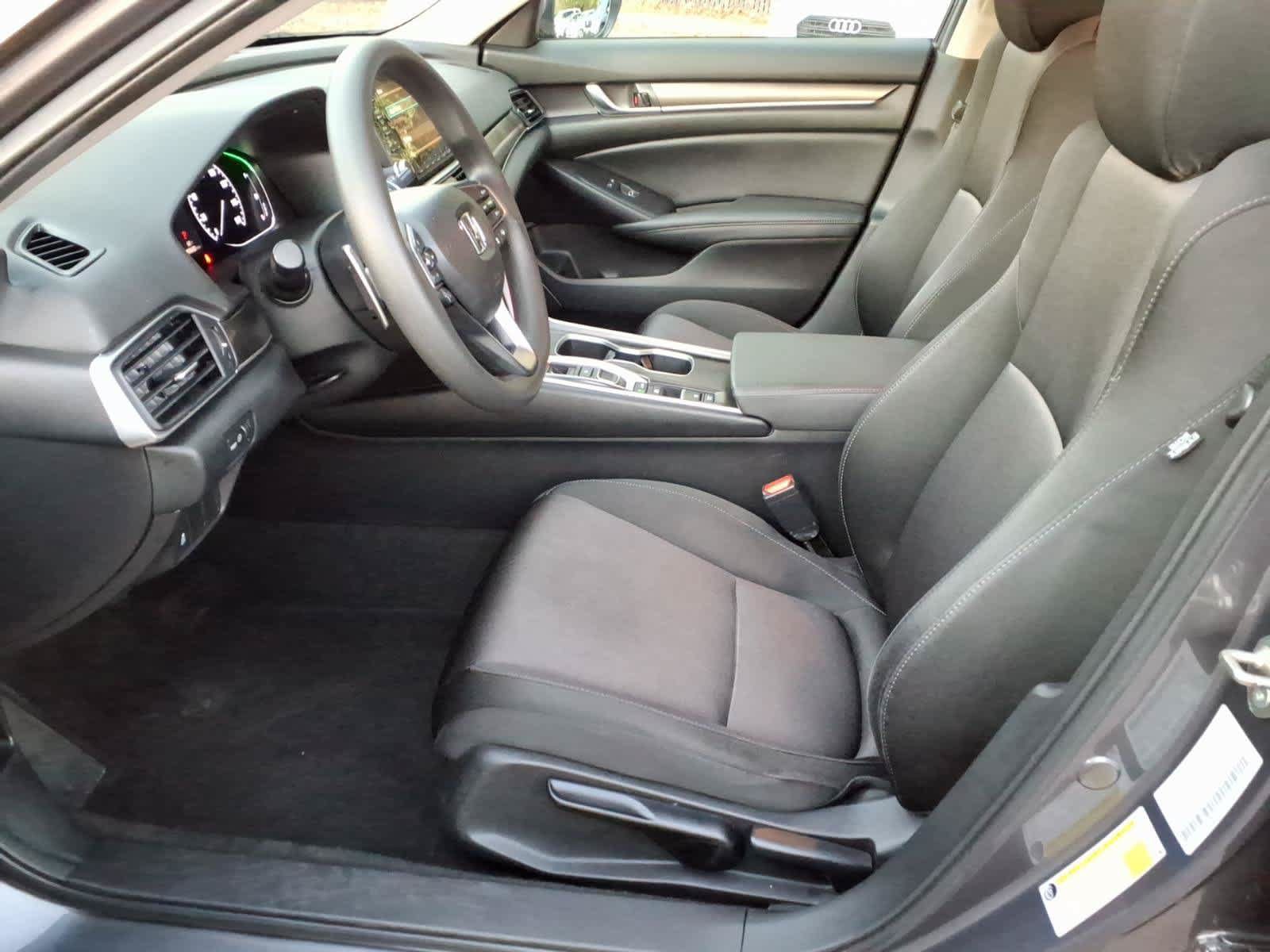 Used 2019 Honda Accord Hybrid image 14