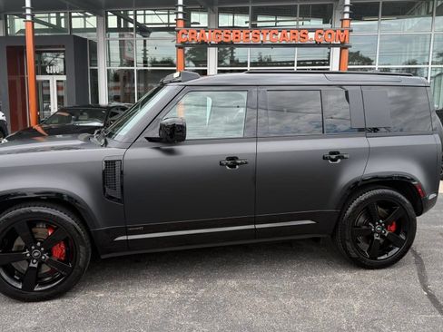 Used 2025 Land Rover Defender 110 X AWD/4WD image 9