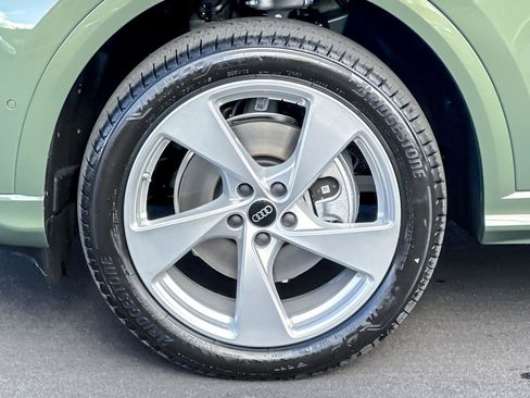 New 2025 Audi Q5 Premium Plus image 25