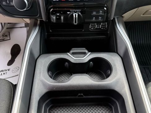 Used 2021 RAM 1500 Big Horn image 25
