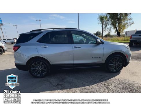 Certified 2024 Chevrolet Equinox RS w/ RS Leather Package FWD image 2