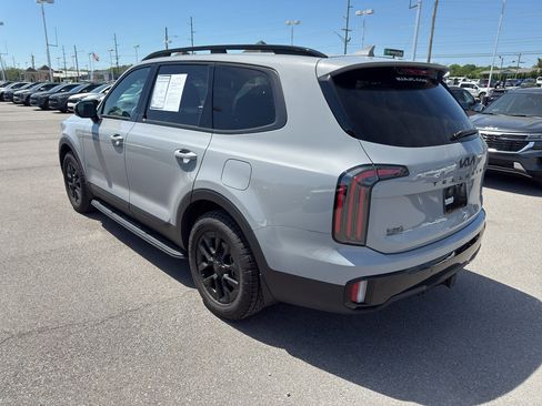 Used 2025 Kia Telluride SX Prestige X-Pro AWD/4WD image 3
