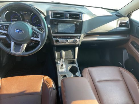 Used 2017 Subaru Outback 2.5i Touring w/ Popular Package #5A AWD/4WD image 22