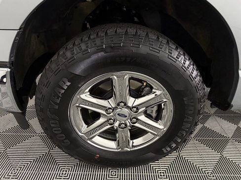 Used 2025 Ford F150 Lariat w/ FX4 Off-Road Package image 10