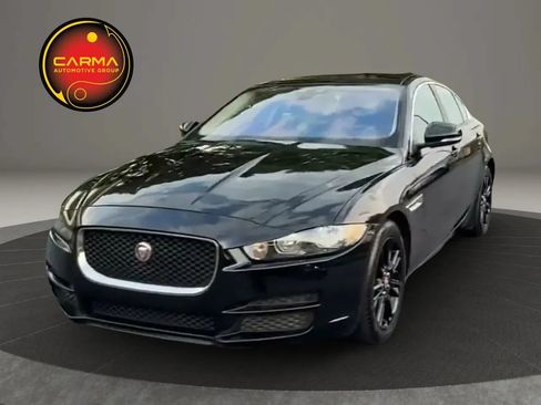 Used 2018 Jaguar XE Premium RWD image 56