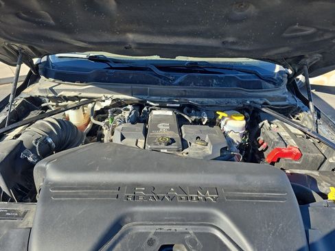 Used 2020 RAM 3500 Laramie image 40