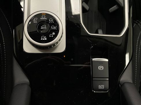 New 2026 Mitsubishi Outlander ES image 25