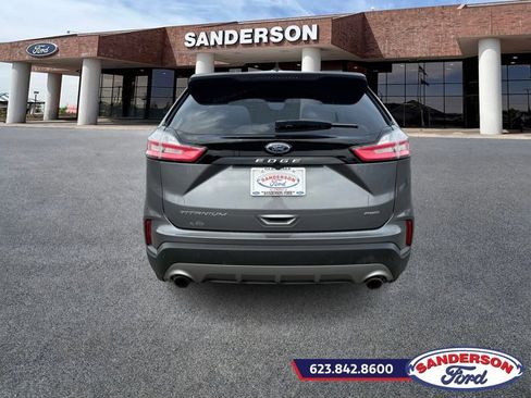 Certified 2021 Ford Edge Titanium AWD/4WD image 4