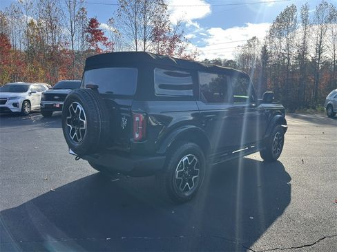 Certified 2024 Ford Bronco Outer Banks image 5