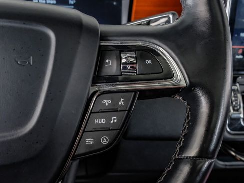 Used 2024 Lincoln Navigator Reserve image 17