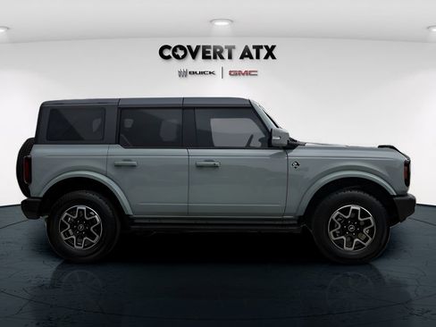 Used 2024 Ford Bronco Outer Banks AWD/4WD image 8