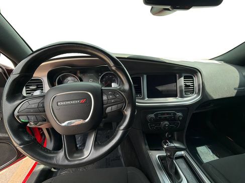 Used 2019 Dodge Charger GT RWD image 21
