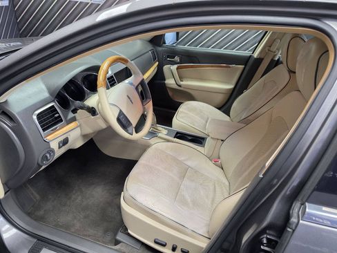 Used 2010 Lincoln MKZ FWD image 12
