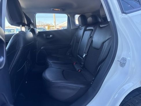 Used 2021 Jeep Compass Latitude AWD/4WD image 11