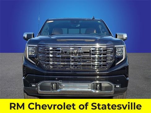 Used 2024 GMC Sierra 1500 Denali Ultimate image 2