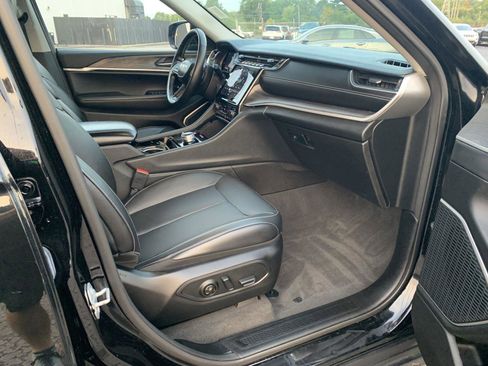 Used 2021 Jeep Grand Cherokee L Limited image 11