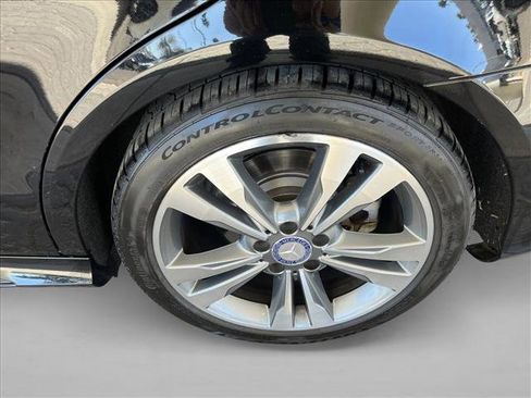 Used 2014 Mercedes-Benz E 350 Sedan image 25