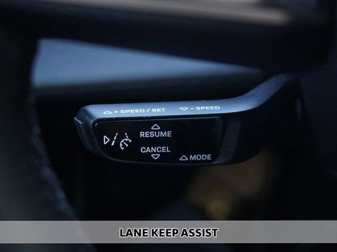 Used 2023 Porsche Taycan 4 Cross Turismo image 7