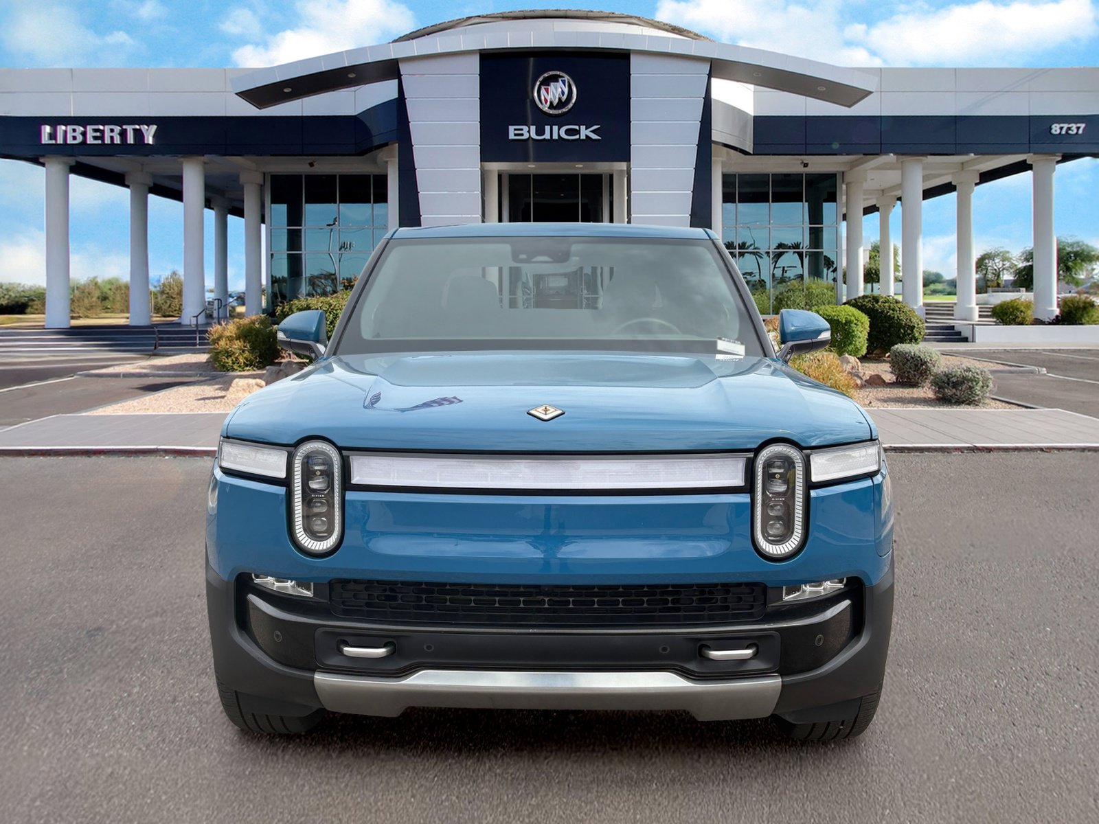 Used 2022 Rivian R1T Adventure AWD/4WD image 7