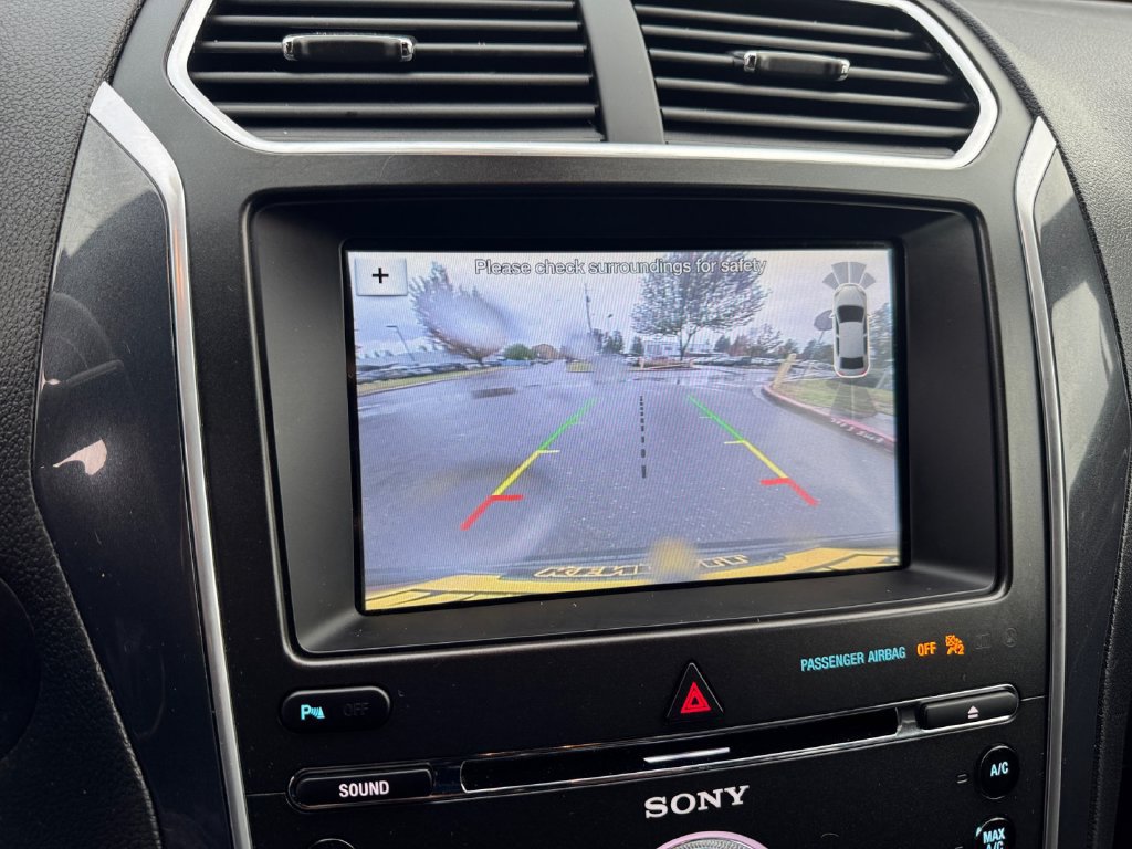 Used 2018 Ford Explorer Sport AWD/4WD image 16