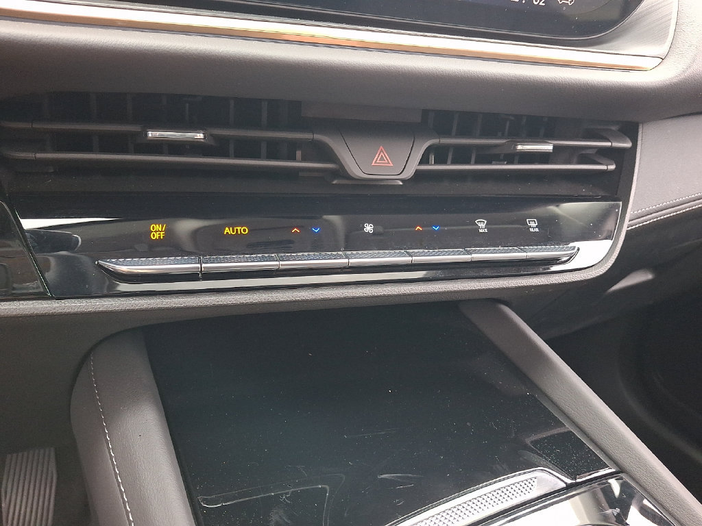 Used 2026 Buick Envision Avenir AWD/4WD image 19