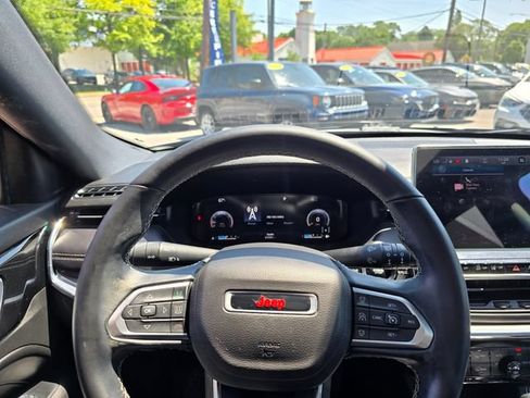 Used 2022 Jeep Compass High Altitude AWD/4WD image 12